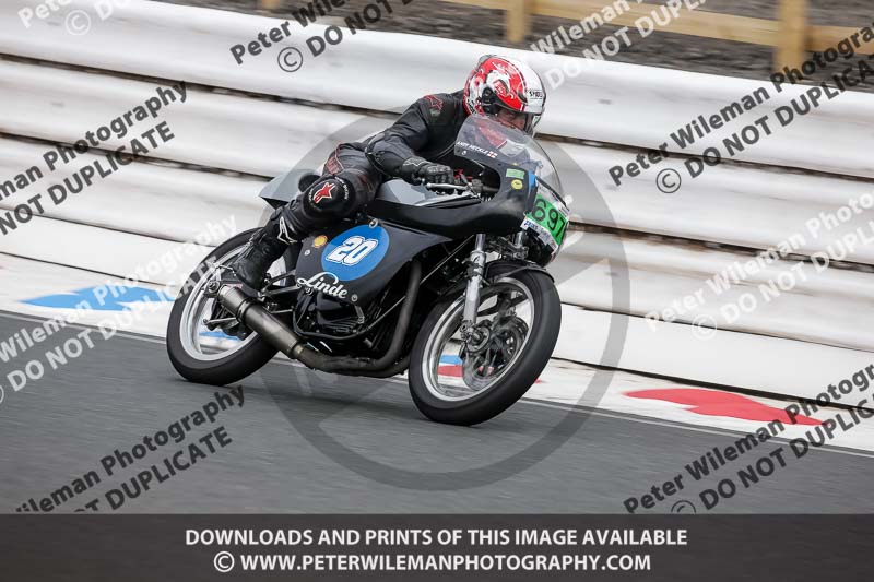 Vintage motorcycle club;eventdigitalimages;mallory park;mallory park trackday photographs;no limits trackdays;peter wileman photography;trackday digital images;trackday photos;vmcc festival 1000 bikes photographs